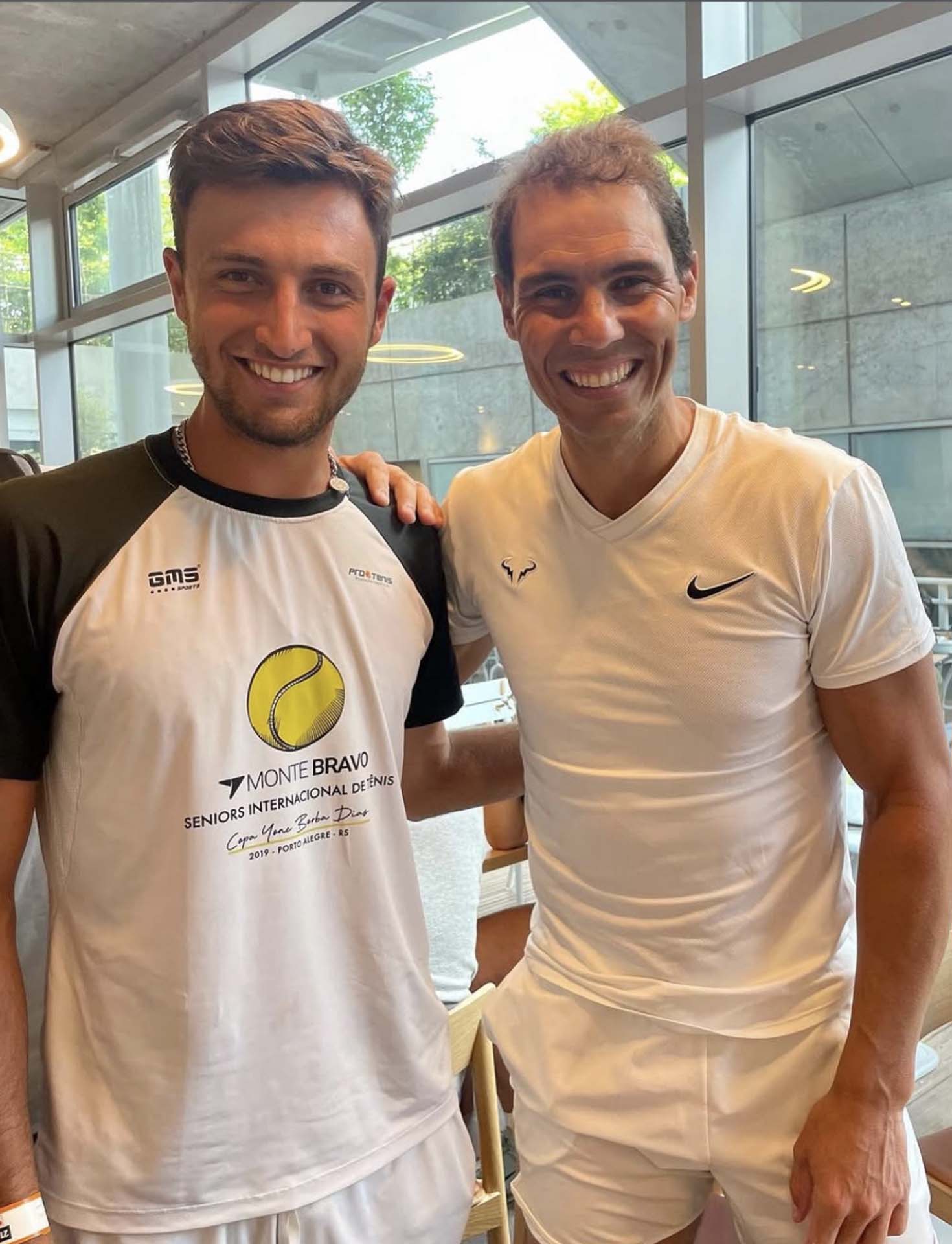 Jorge Robinson with professional tennis player